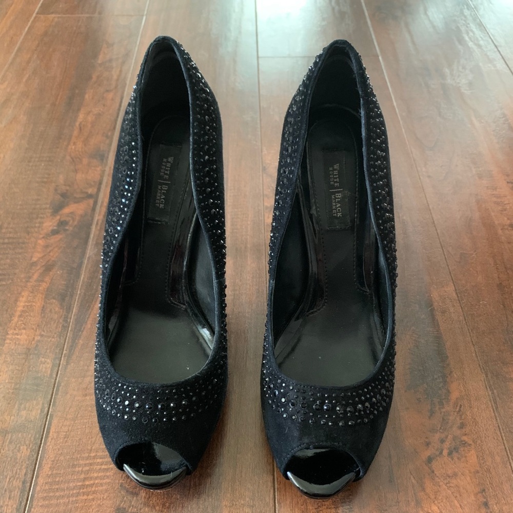 White House Black Market Embellished Heel Sz-7